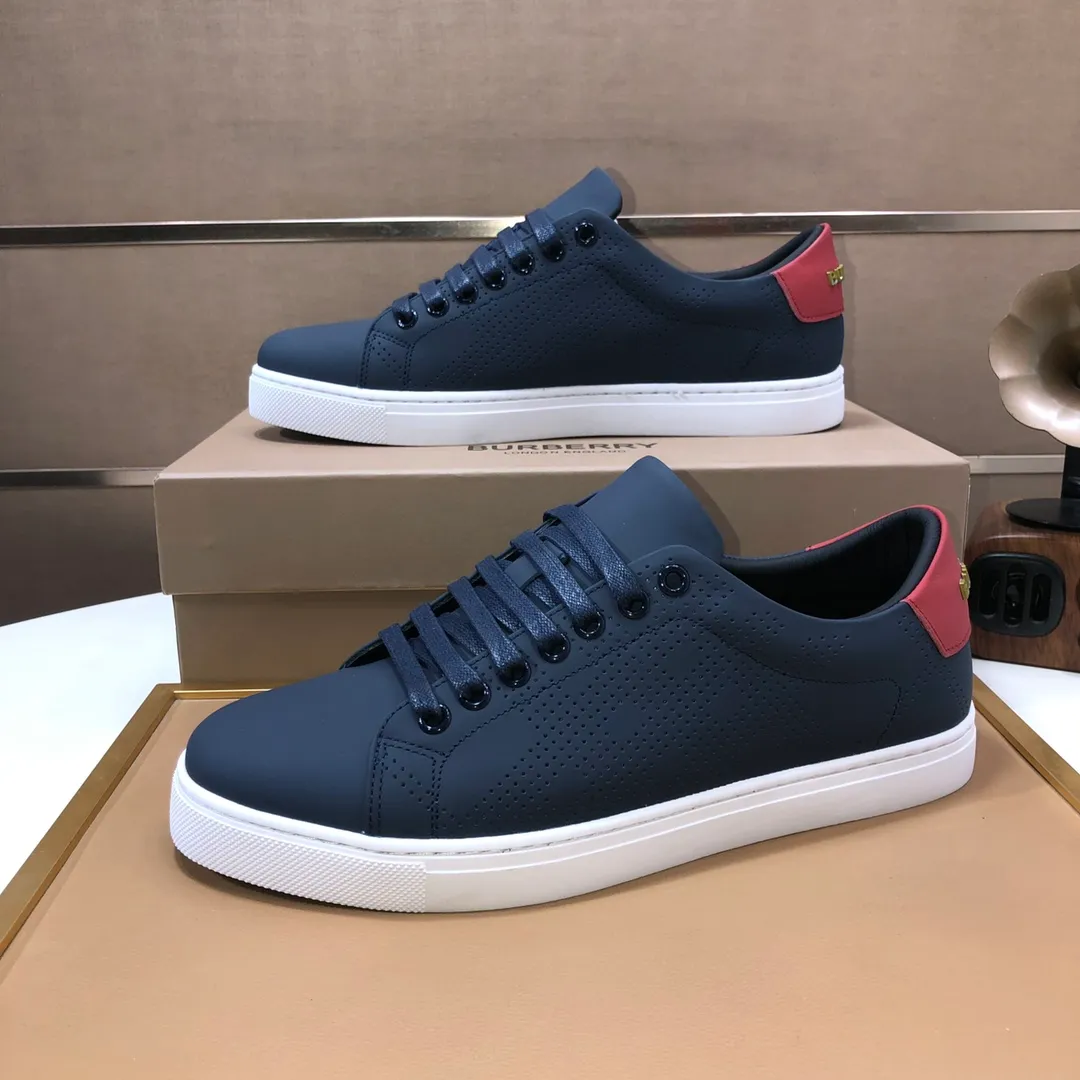 Men's shoes 💰480💰 [Burberry] (cowhide lining) classic low-top sneakers｜Imported cowhide with classic plaid fabric｜Cowhide lining｜Original outsole｜Fine workmanship and comfortable to wear Size: 38-44 (customized at 45)